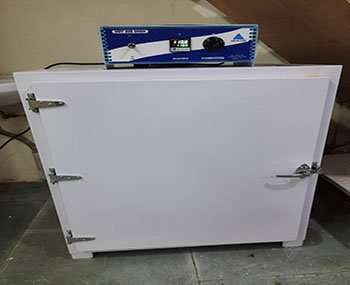 Hot air oven